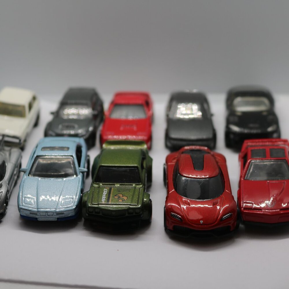 Hot Wheels lot of 10 daily driver and sporty cars diecast 1:64 scale